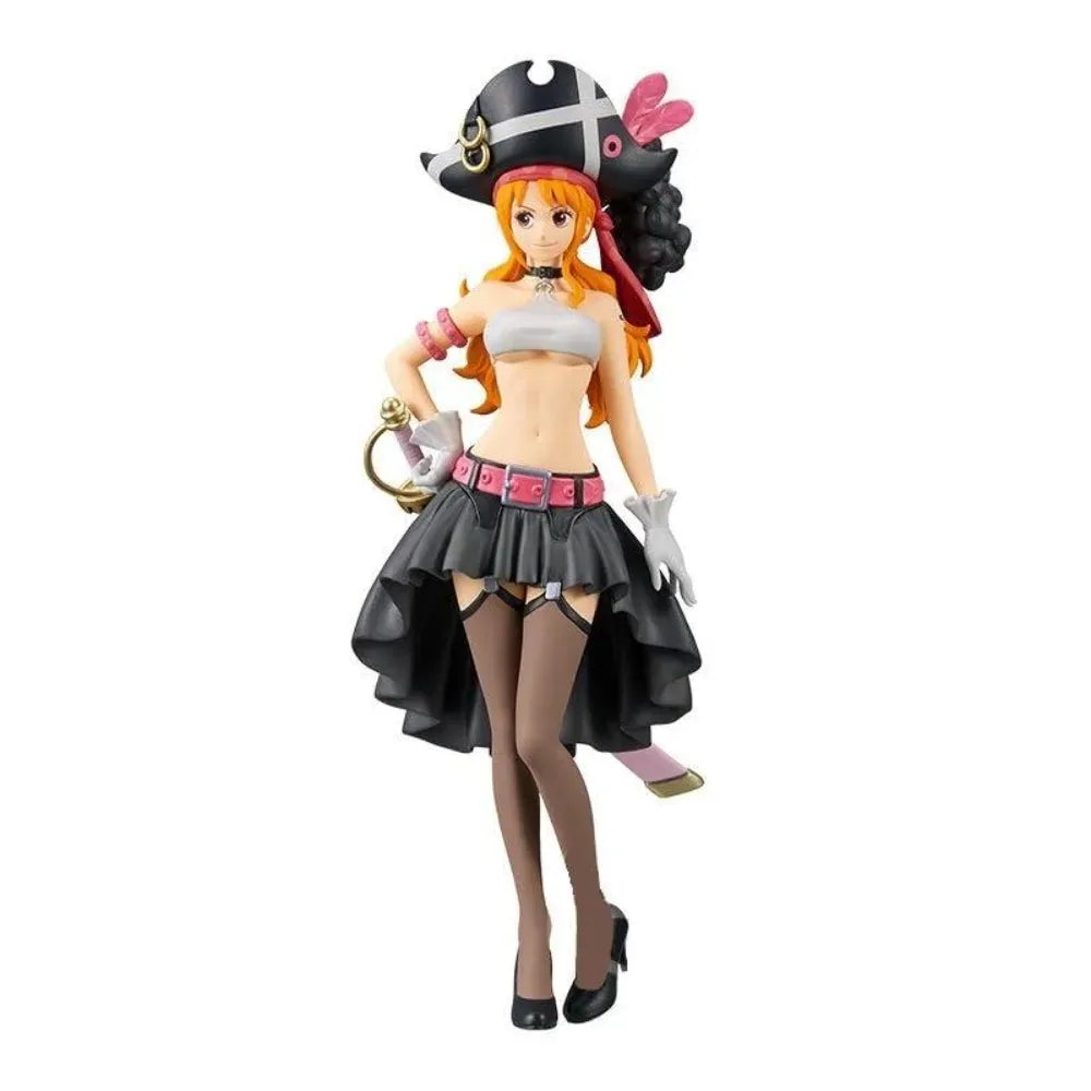 Nami Film Red Collector Figure