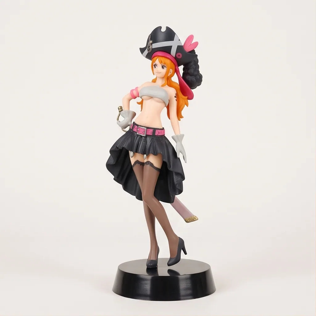 Nami Film Red Collector Figure